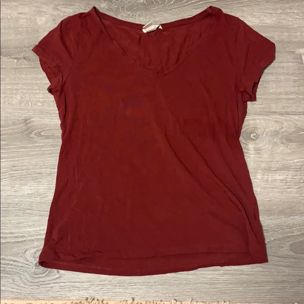 Wine red shirt